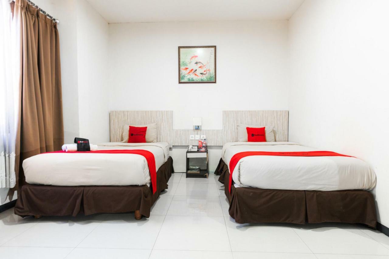 Agraha Andalas Hotel Macáçar Exterior foto